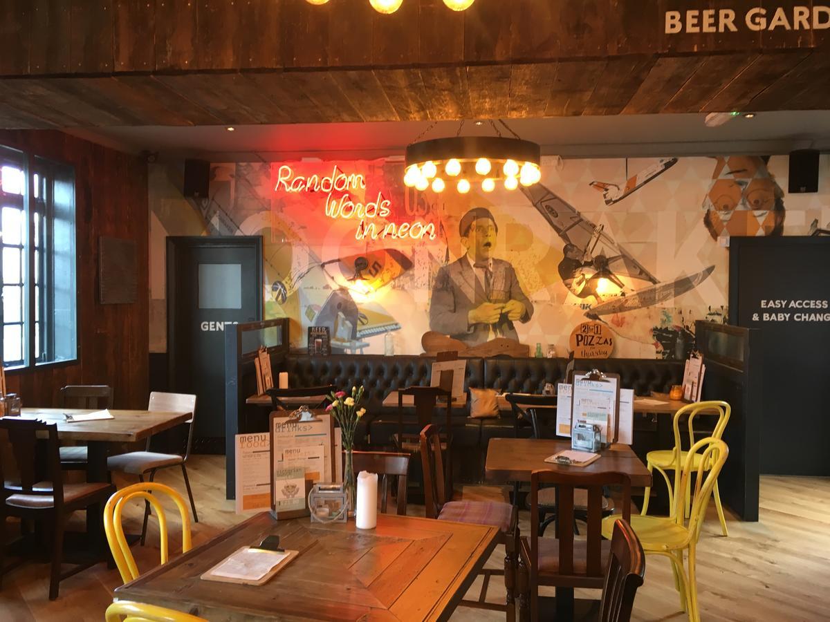 Queen Street Tap دييْل المظهر الخارجي الصورة